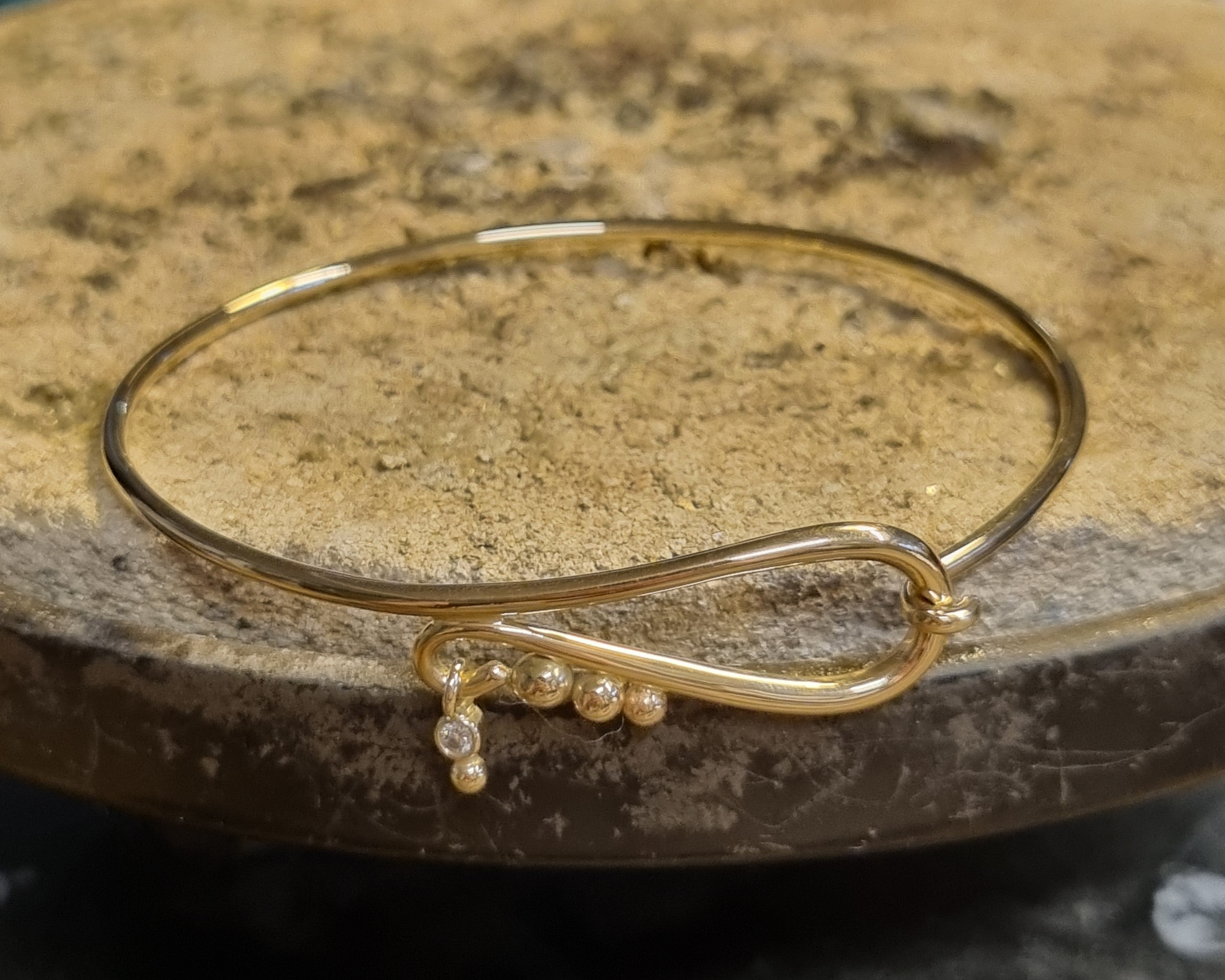 Guld armring