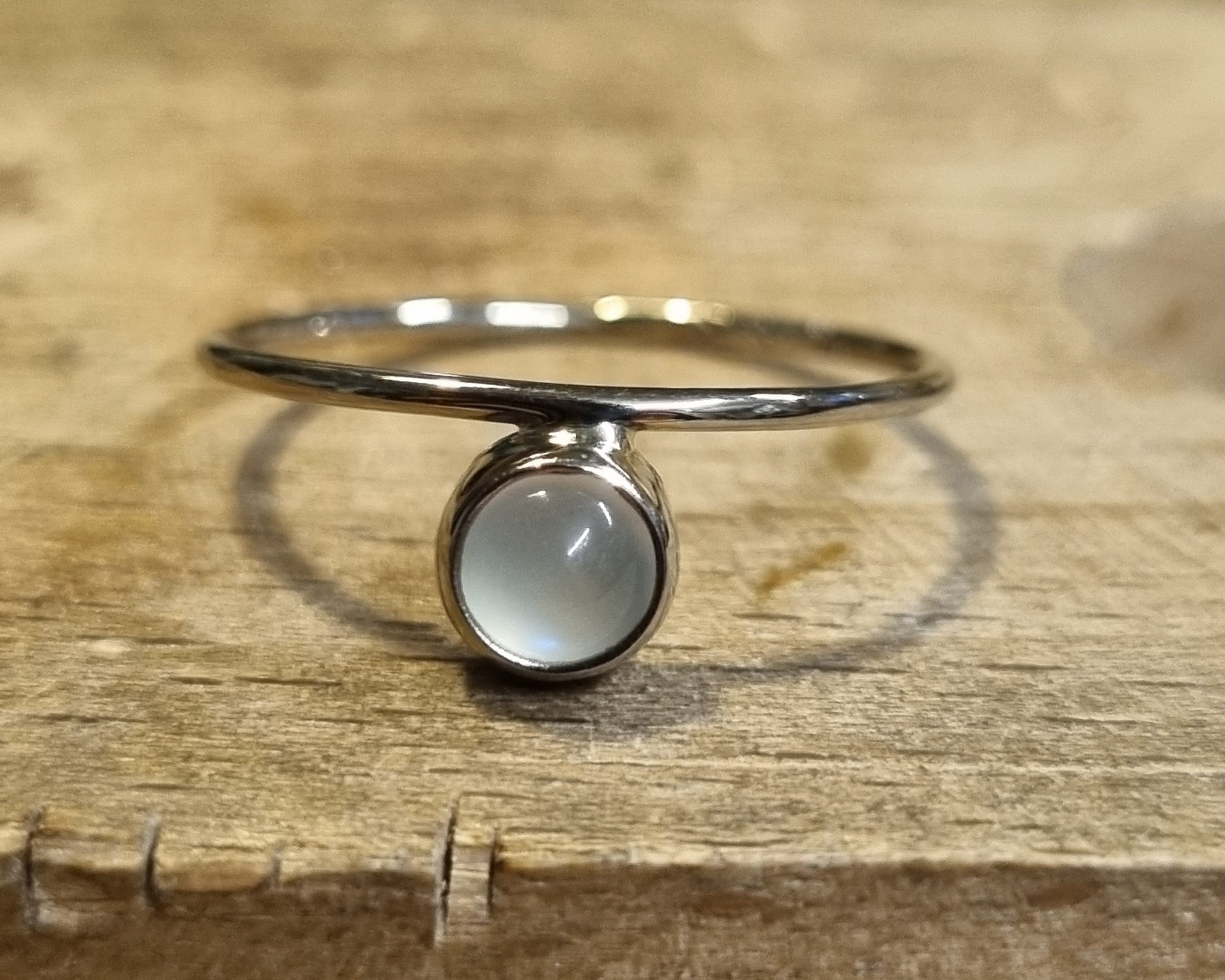 Hvidguld ring